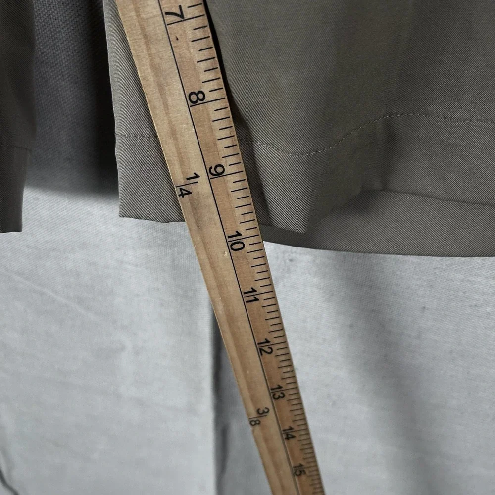 Nike‎ Golf Mens Fit Dry Shorts Tan Khaki Size 36 Flat Front Performance Golfing